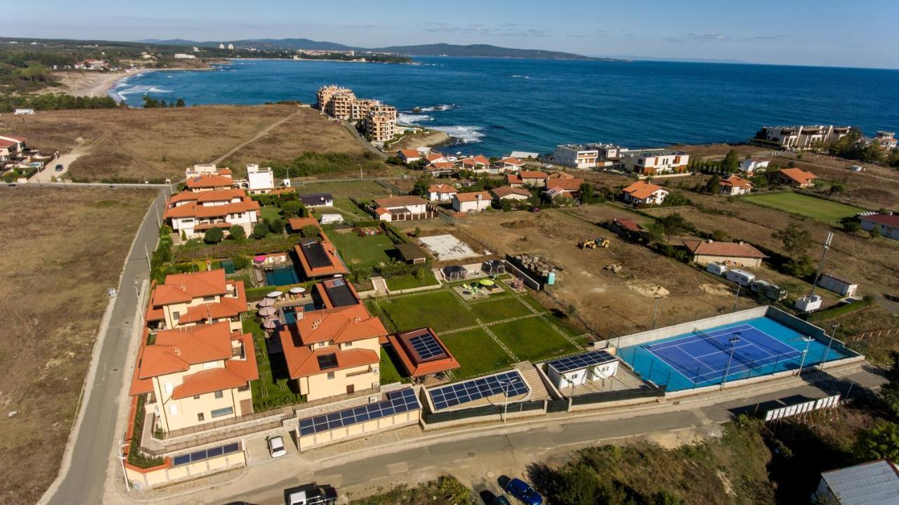 Villa Em Lozenec Exteriér fotografie