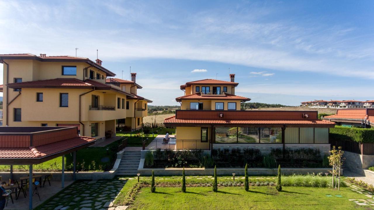 Villa Em Lozenec Exteriér fotografie