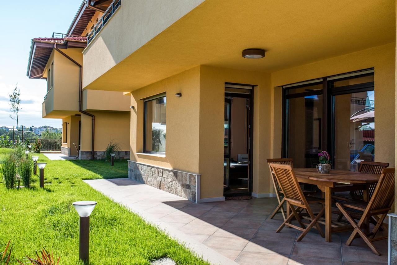 Villa Em Lozenec Exteriér fotografie