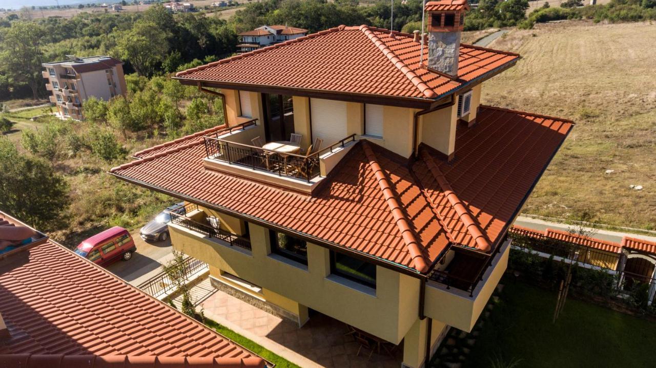 Villa Em Lozenec Exteriér fotografie