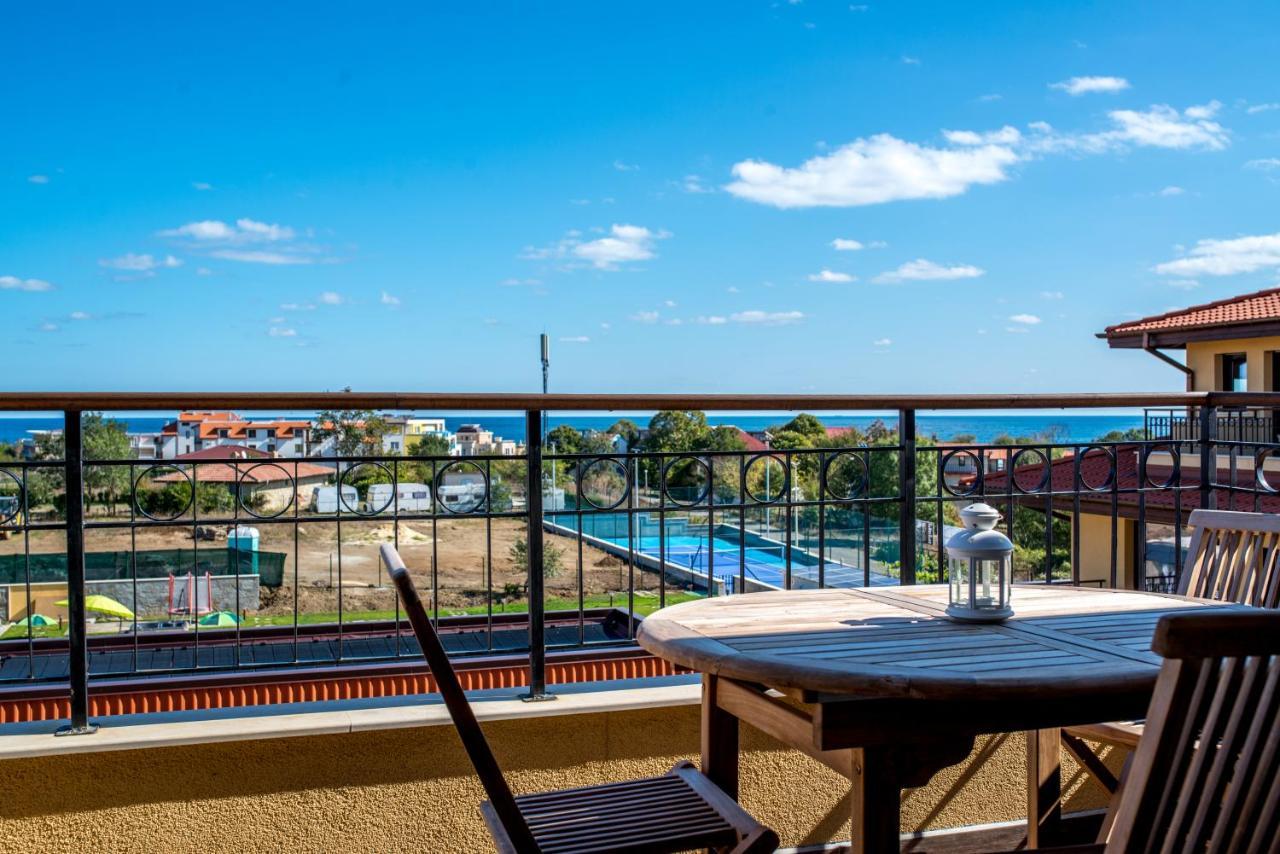 Villa Em Lozenec Exteriér fotografie