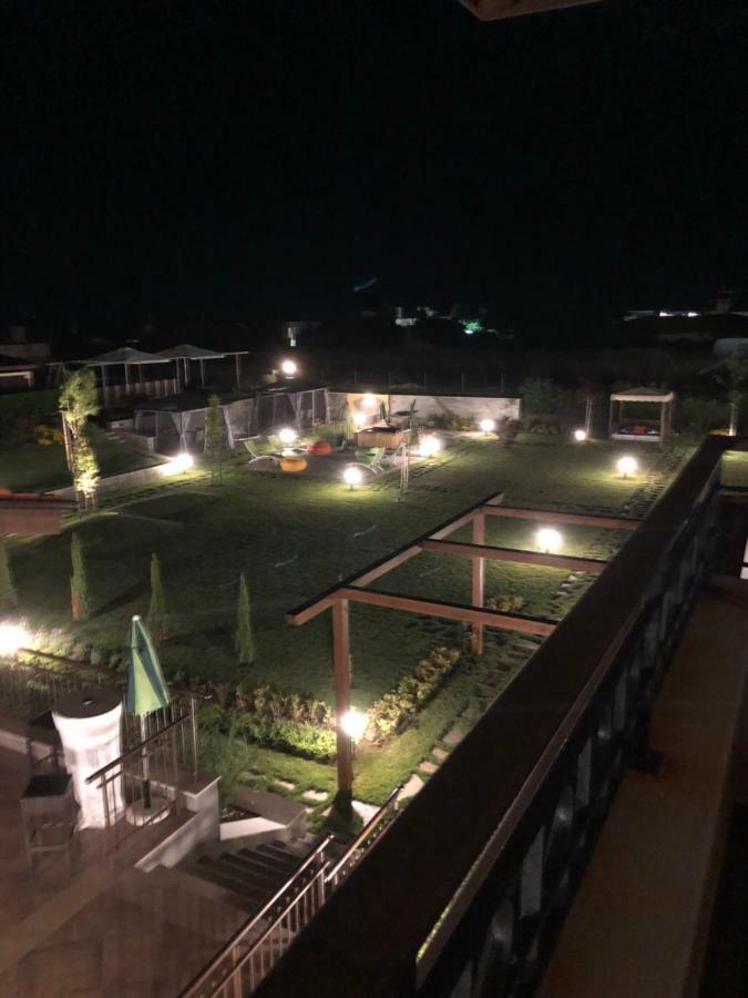 Villa Em Lozenec Exteriér fotografie